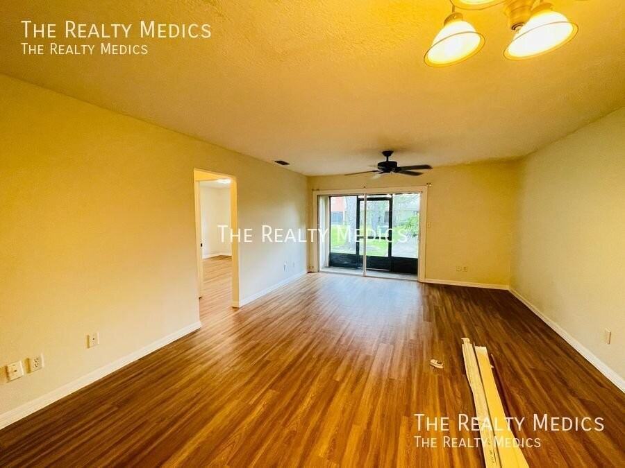 4874 Tangerine Ave #4874 - Photo 3 of 15