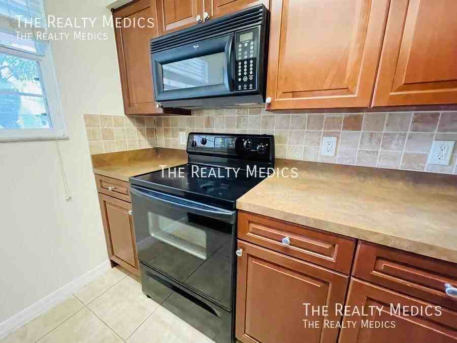 4874 Tangerine Ave #4874 - Photo 6 of 15