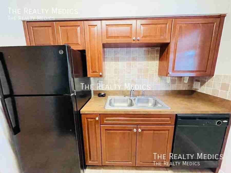 4874 Tangerine Ave #4874 - Photo 7 of 15