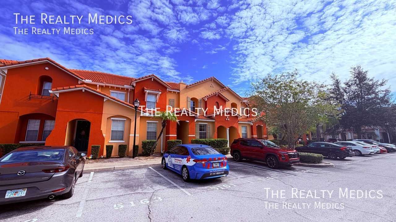 5161 Regatta Dr - Photo 3 of 31