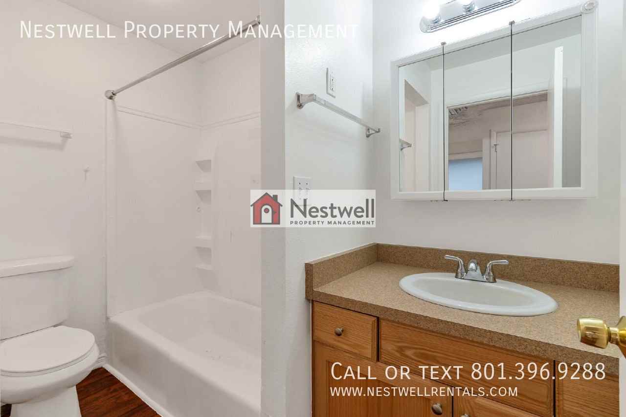 655 E Candlelite Ln - Photo 7 of 19