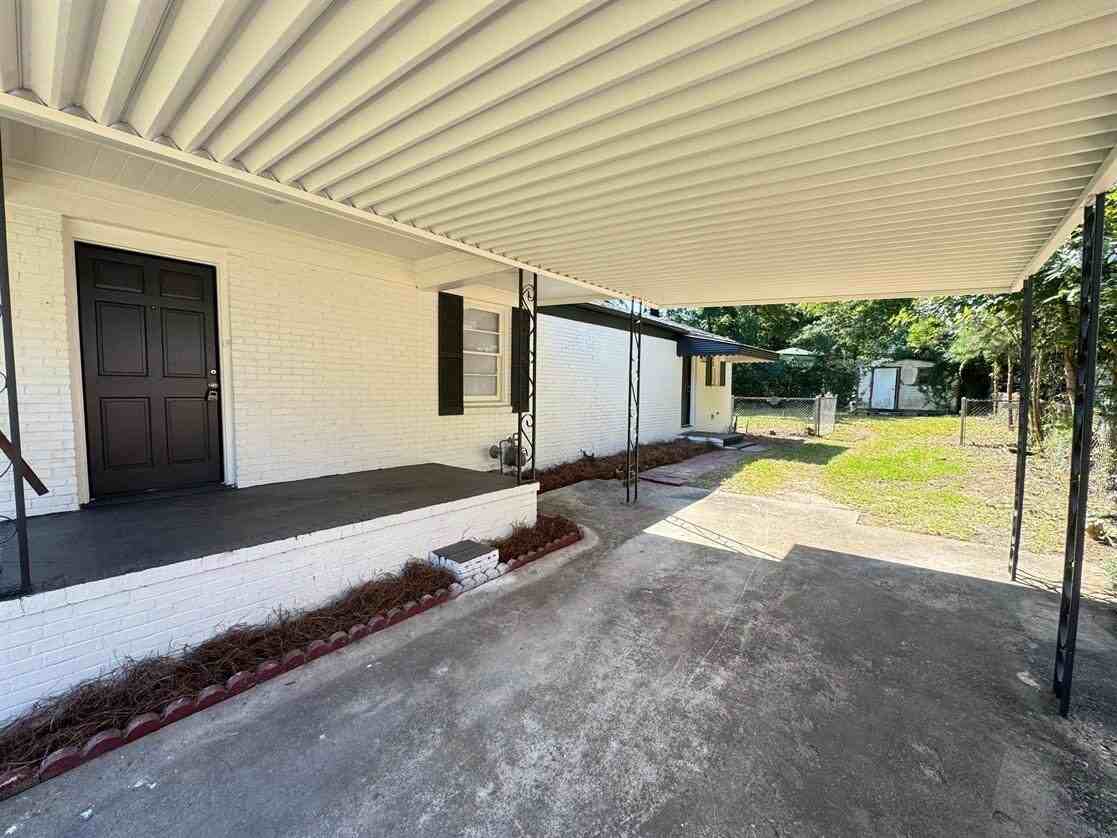 4142 Bellamy St - Photo 3 of 15