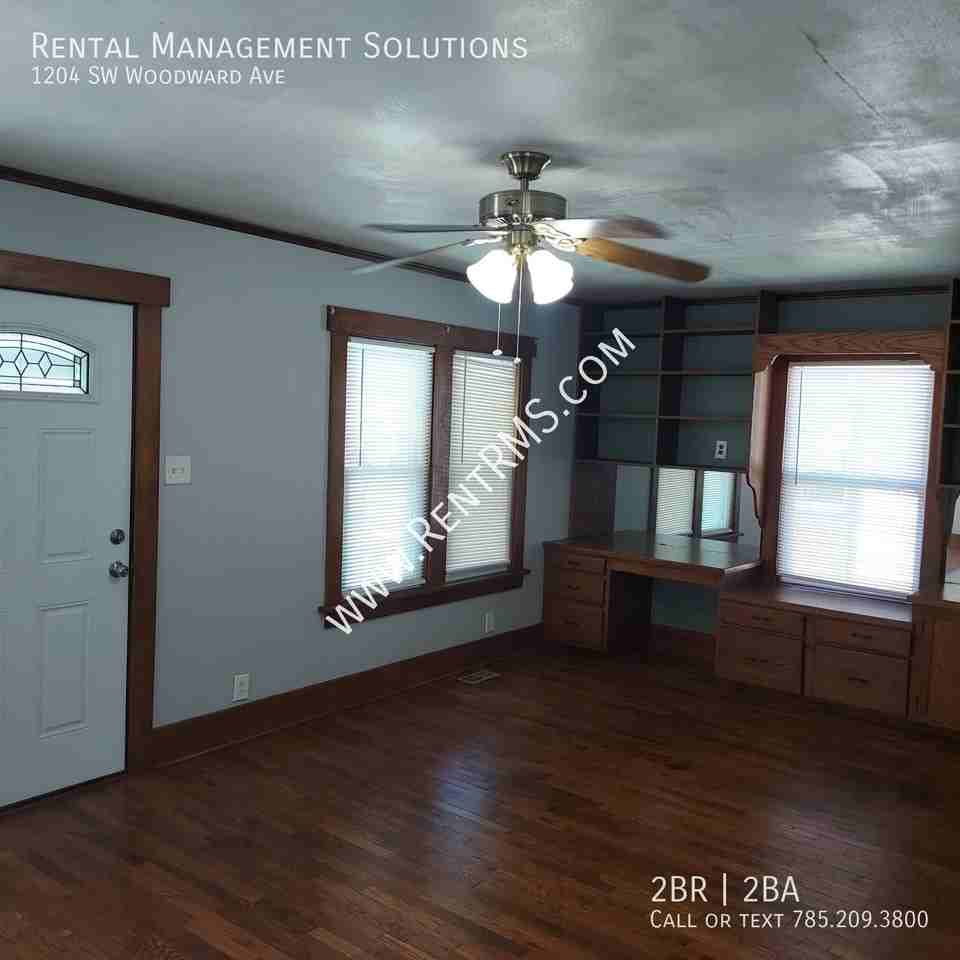 1204 Sw Woodward Ave - Photo 2 of 23