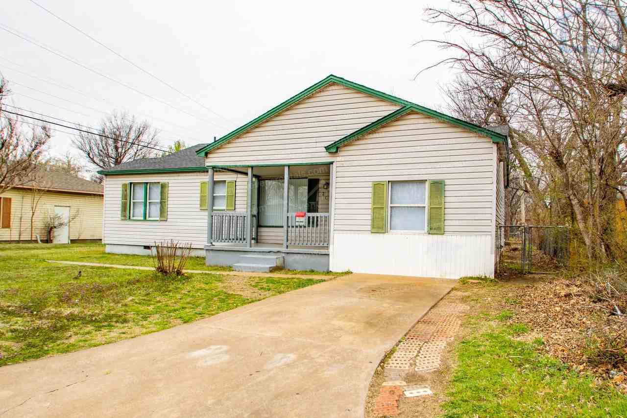 2206 Nw 19th St - Photo 3 of 50