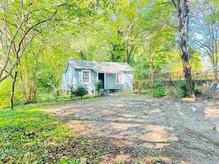 104 Plum Tree Ln - Photo 2 of 17