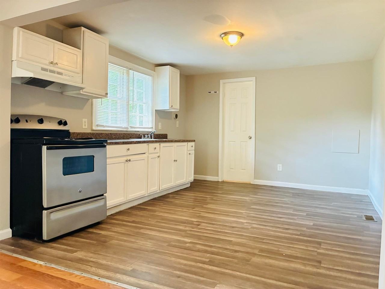 104 Plum Tree Ln - Photo 7 of 17