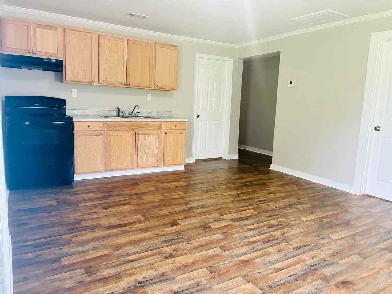 505 Martin St - Photo 3 of 22