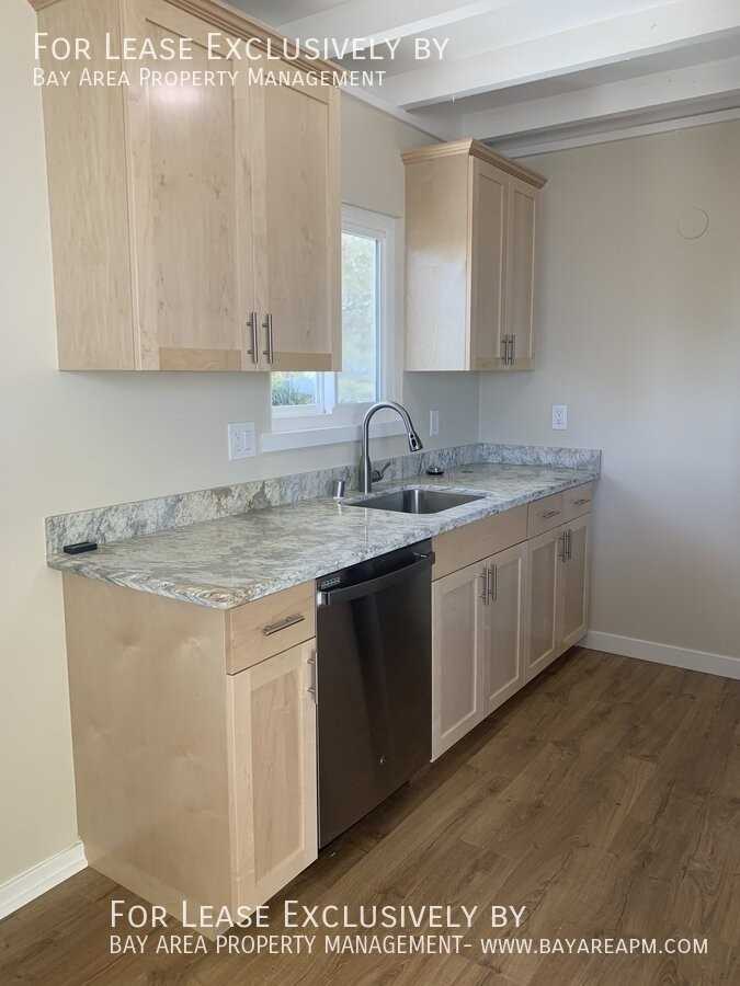 256 Elm St #4 - Photo 4 of 11