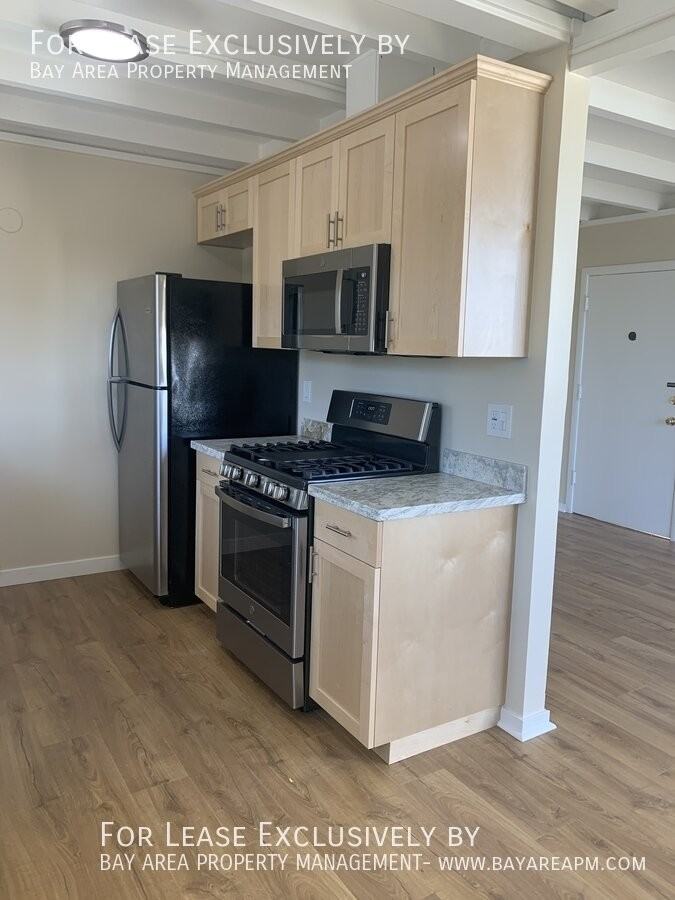 256 Elm St #4 - Photo 5 of 11