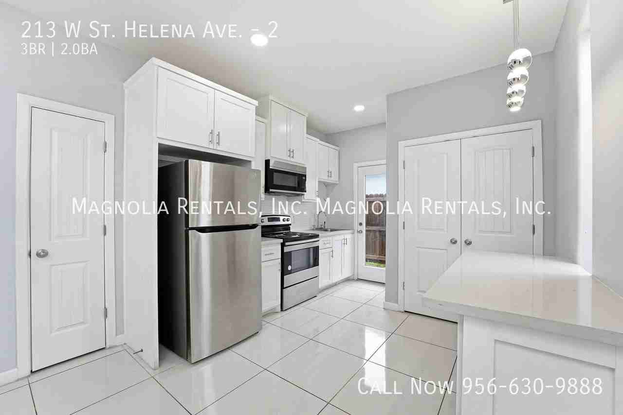 213 W Saint Helena Ave #2 - Photo 5 of 13