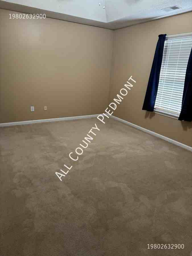 14207 Greenstone Ct - Photo 7 of 9