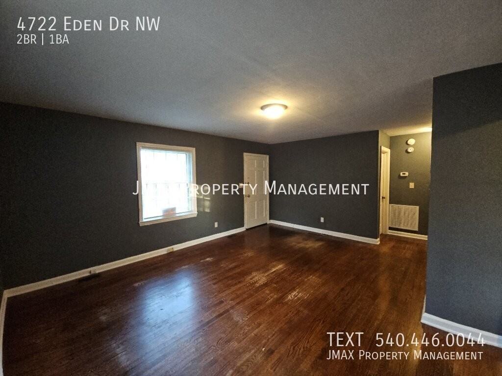 4722 Eden Dr Nw - Photo 2 of 10