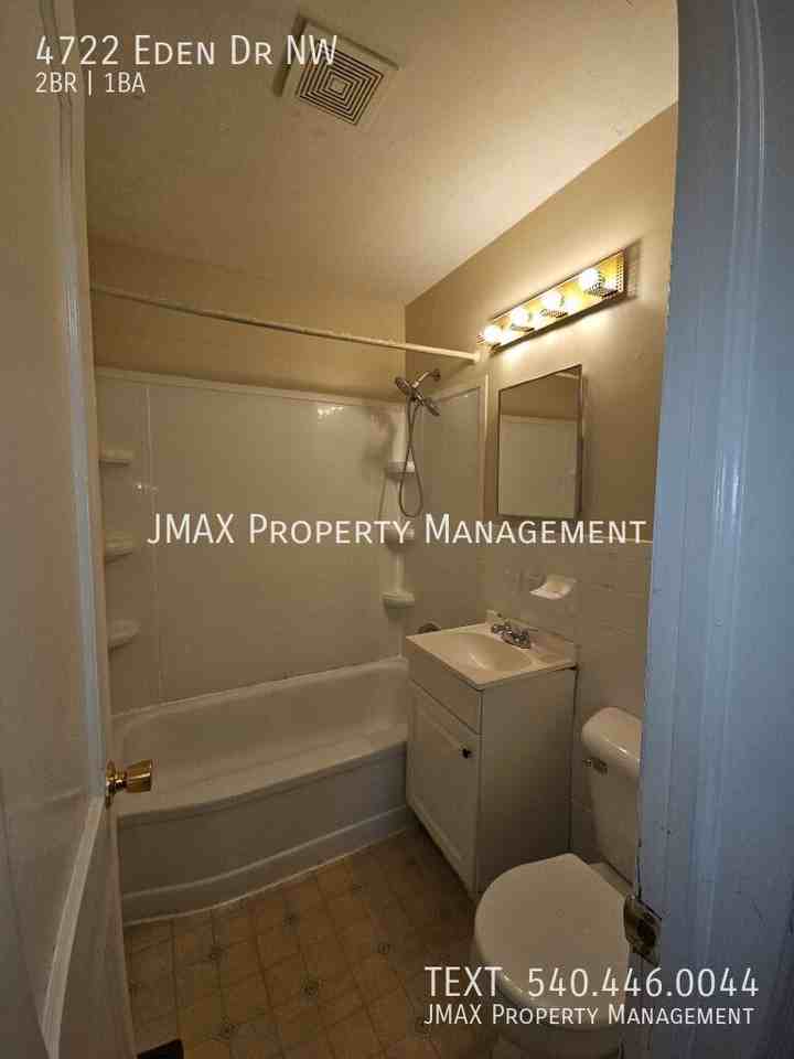4722 Eden Dr Nw - Photo 5 of 10