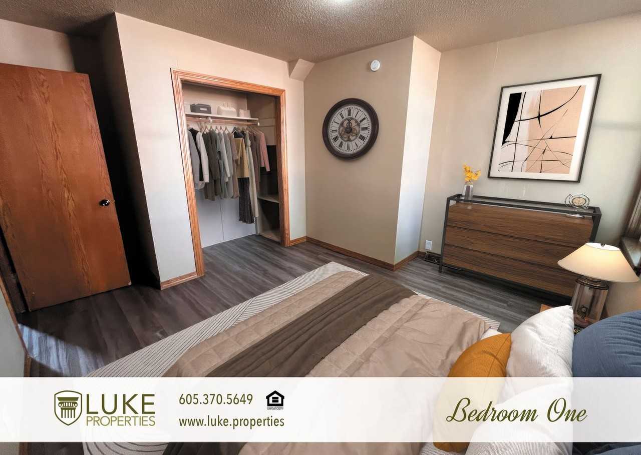 320 S Dakota St #1 - Photo 6 of 13