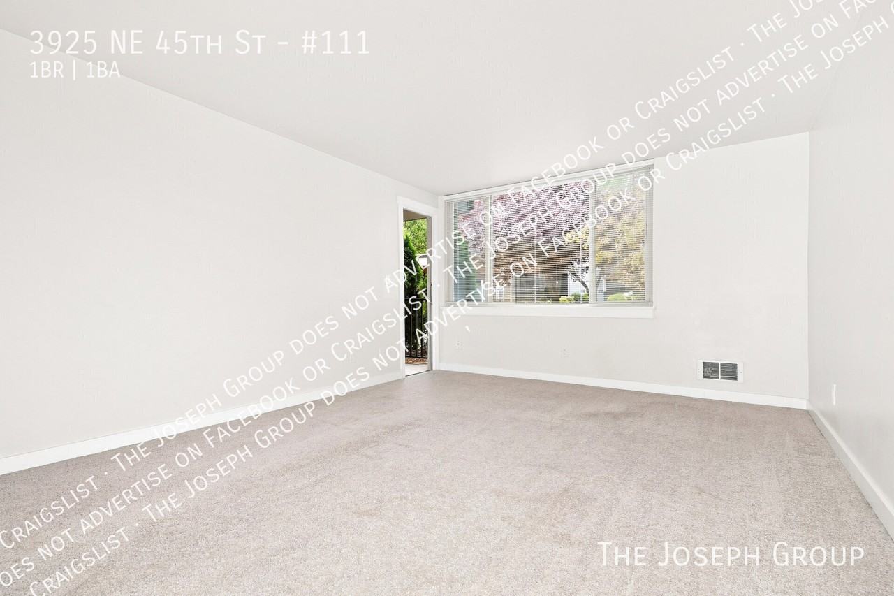 3925 Ne 45th St #111 - Photo 2 of 22