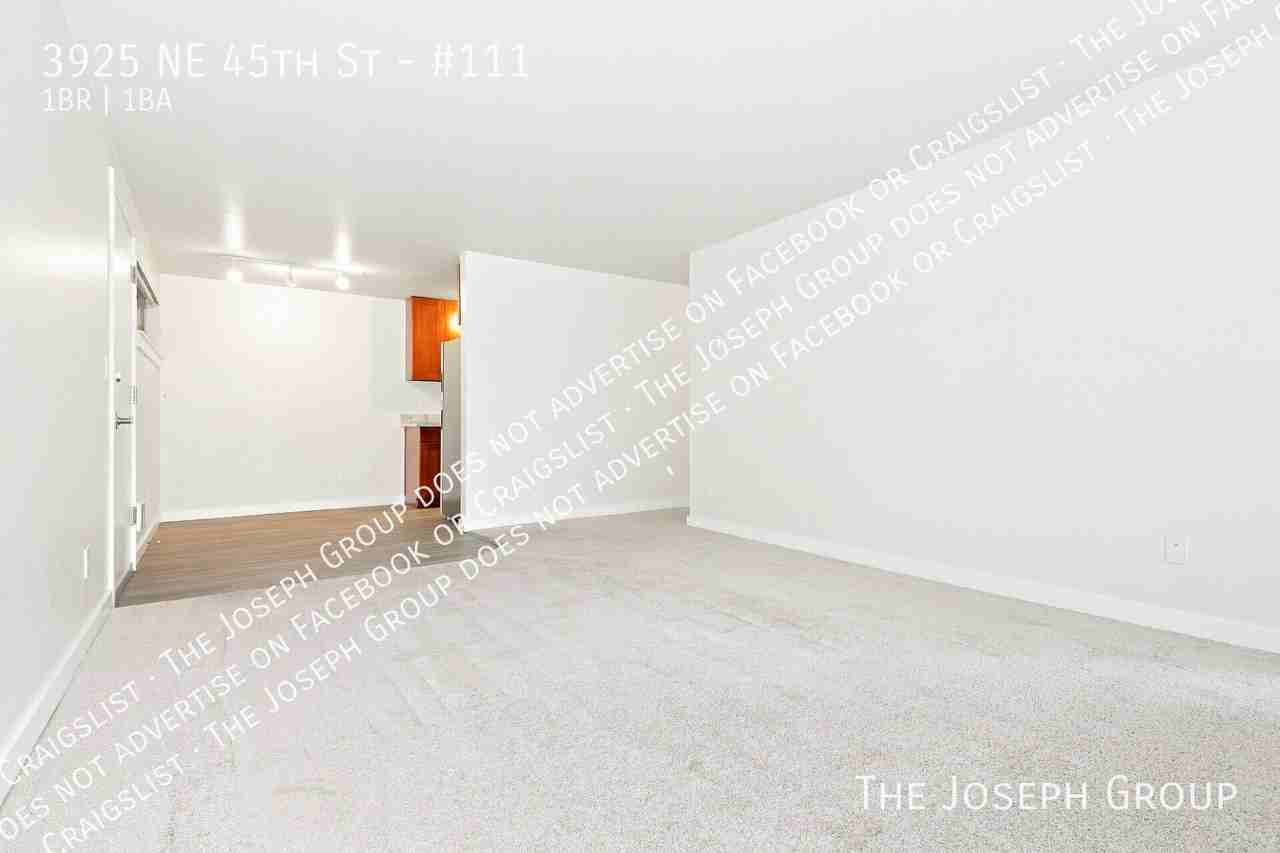 3925 Ne 45th St #111 - Photo 6 of 22