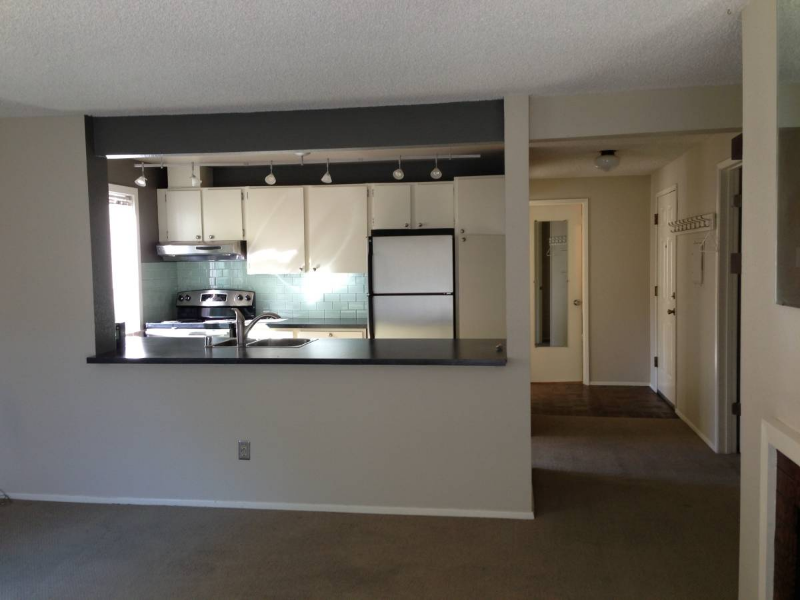 949 N 35th St - Photo 2 of 11
