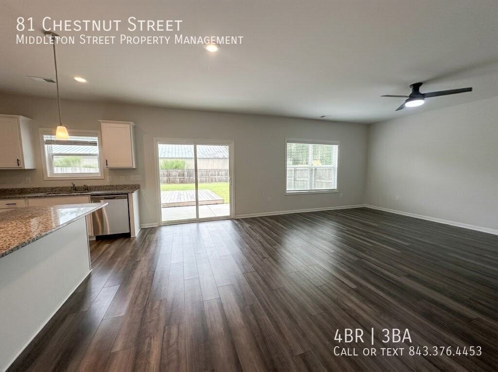 81 Chestnut St - Photo 4 of 26