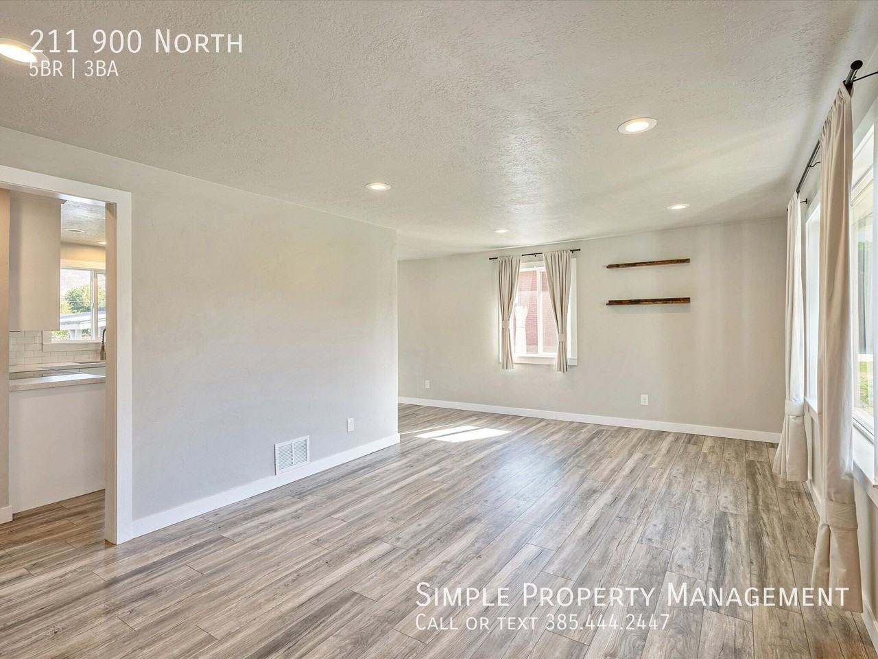 211 E 900 N - Photo 5 of 38