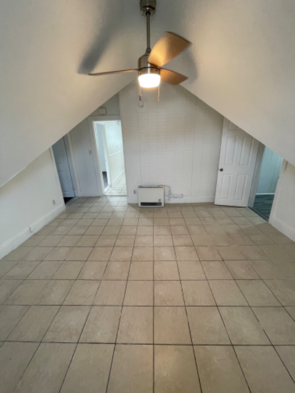 281 Admiral St #3 - Photo 4 of 9