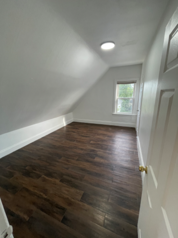 281 Admiral St #3 - Photo 6 of 9