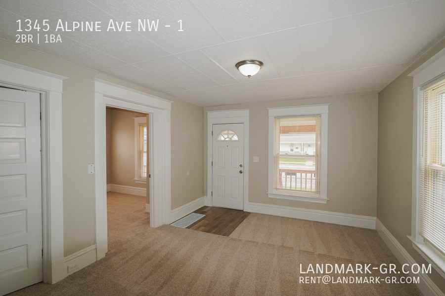1345 Alpine Ave Nw #1 - Photo 3 of 14