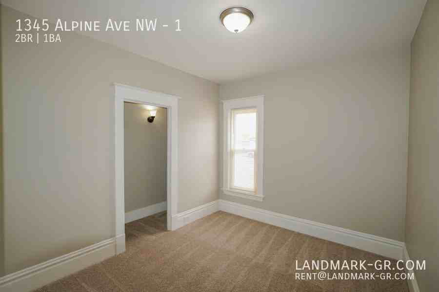 1345 Alpine Ave Nw #1 - Photo 5 of 14