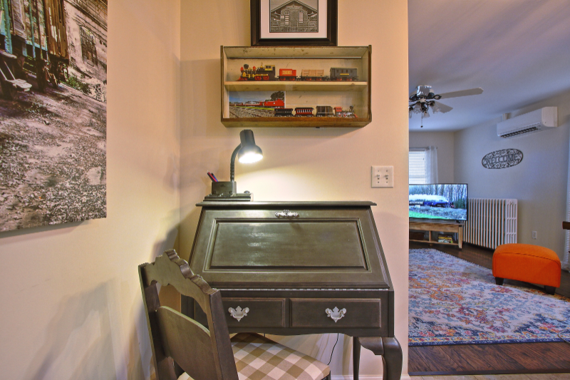 121 S Railroad St #1 - Photo 7 of 17