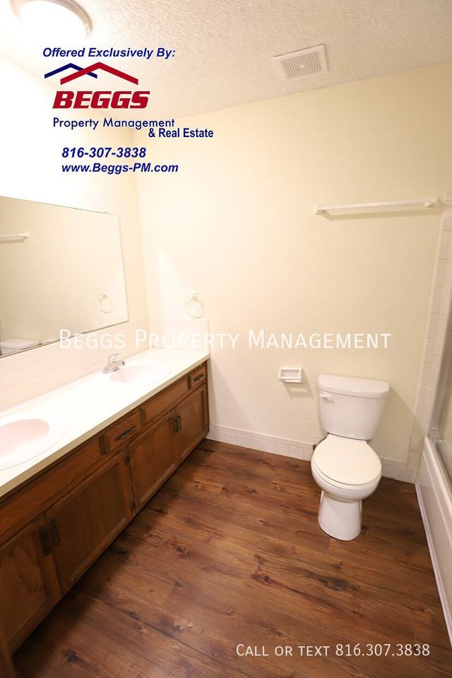 1116 Broadmore Ln - Photo 6 of 11