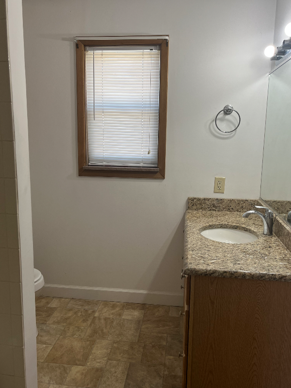 626 Lawnville Rd #4 - Photo 3 of 5
