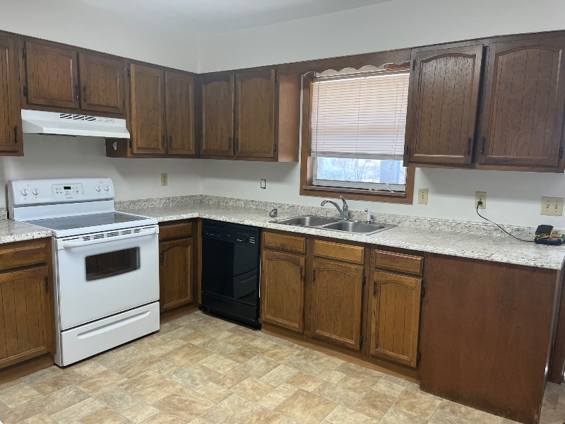 626 Lawnville Rd #4 - Photo 5 of 5