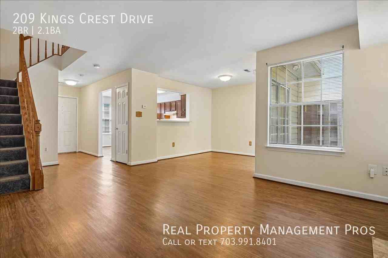 209 Kings Crest Dr - Photo 5 of 25