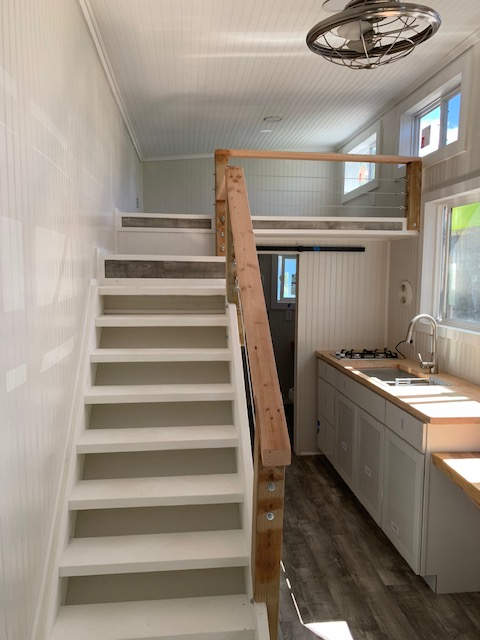 1Tiny House - Photo 4 of 6