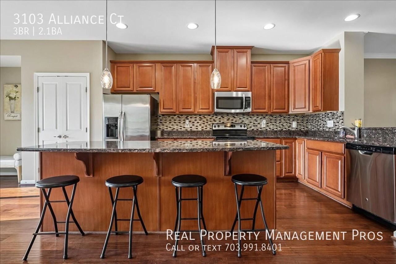 3103 Alliance Ct - Photo 6 of 23