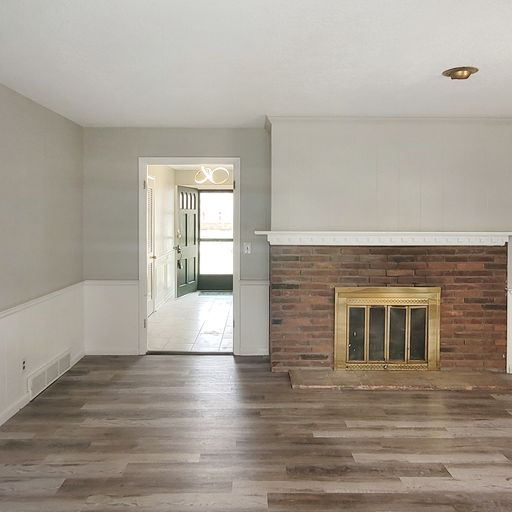 3628 Naples Dr - Photo 4 of 15