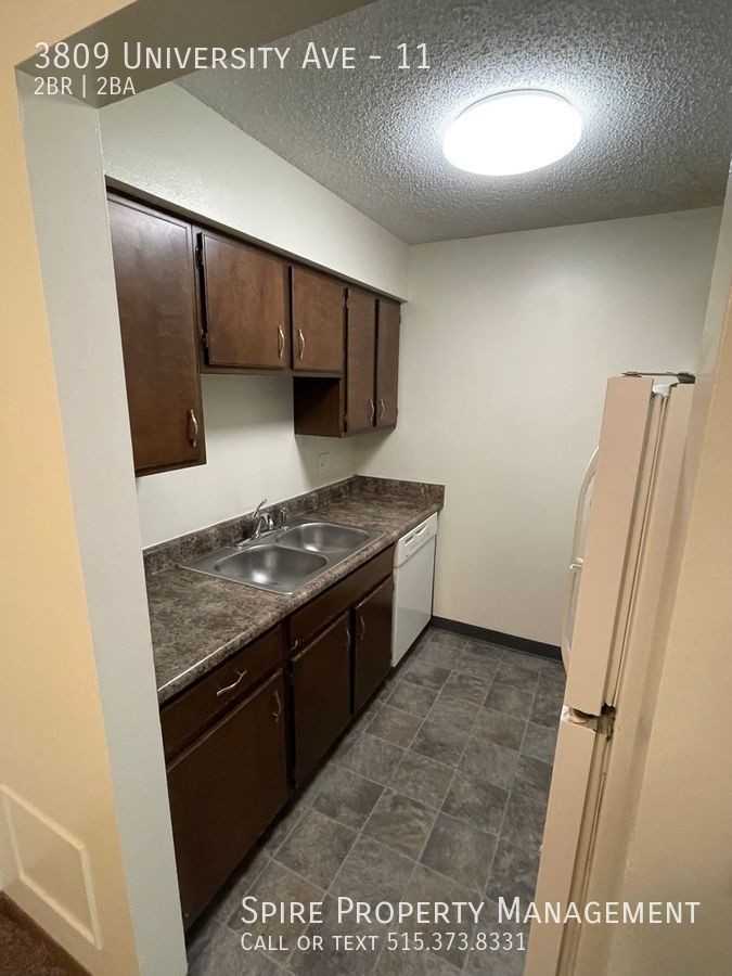 3809 University Ave #11 - Photo 7 of 11