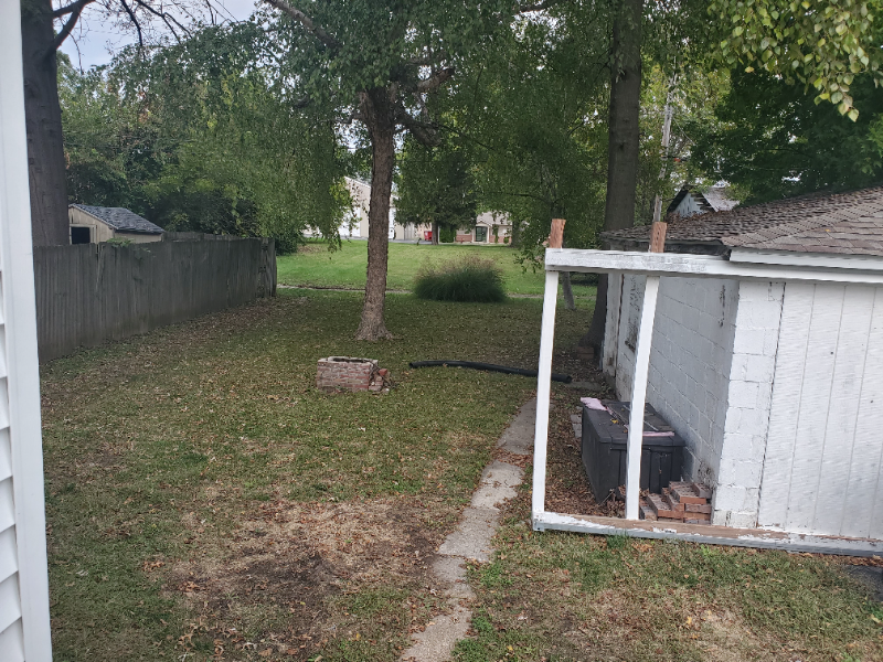 229 3rd Ave - Photo 4 of 29