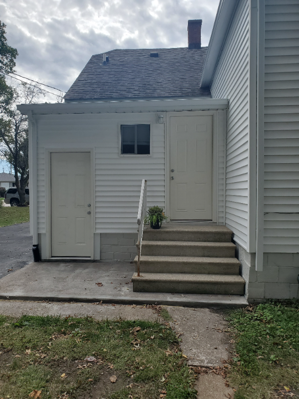 229 3rd Ave - Photo 5 of 29