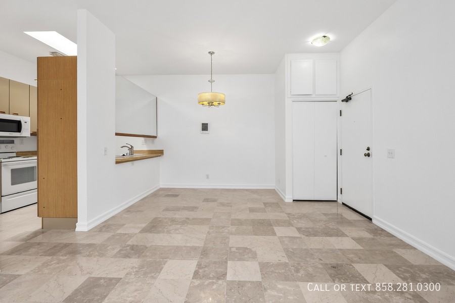 8324 Regents Rd #3O - Photo 7 of 36