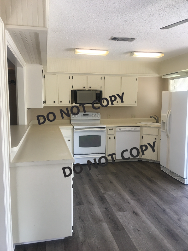 622 Guadalupe St - Photo 3 of 7