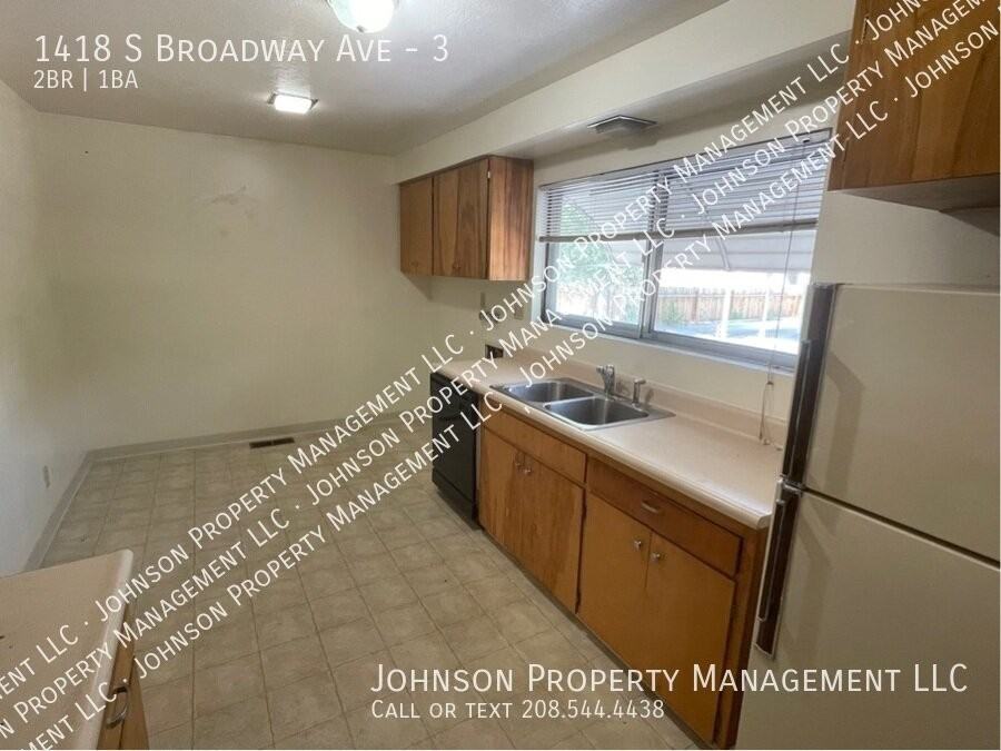 1418 S Broadway Ave #3 - Photo 4 of 11