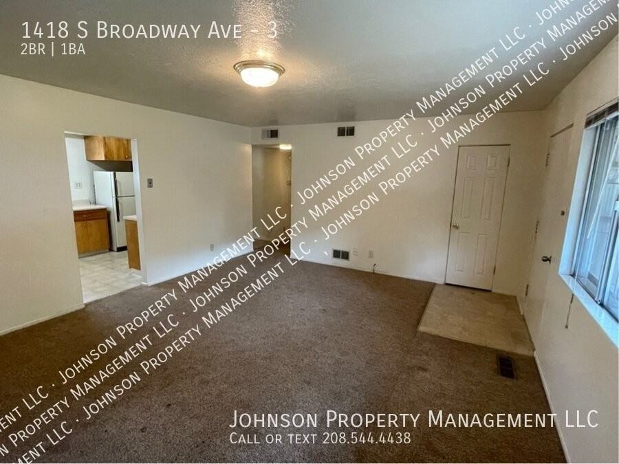 1418 S Broadway Ave #3 - Photo 6 of 11