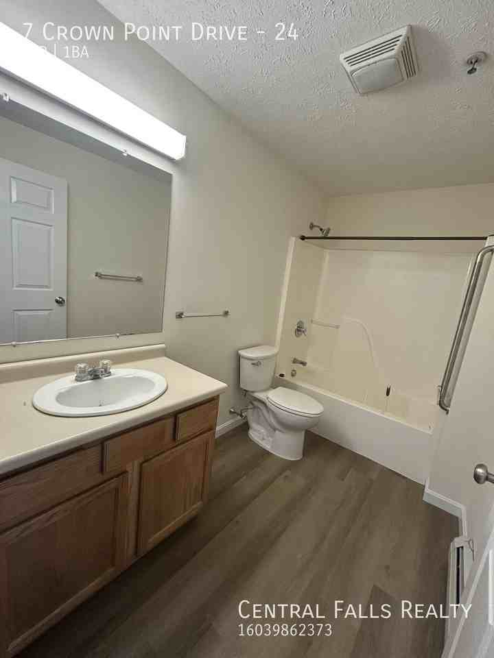 7 Crown Point Dr #24 - Photo 4 of 5
