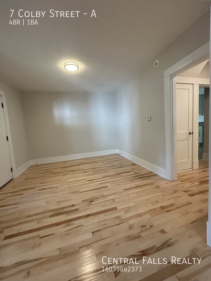 7 Colby St #A - Photo 3 of 15