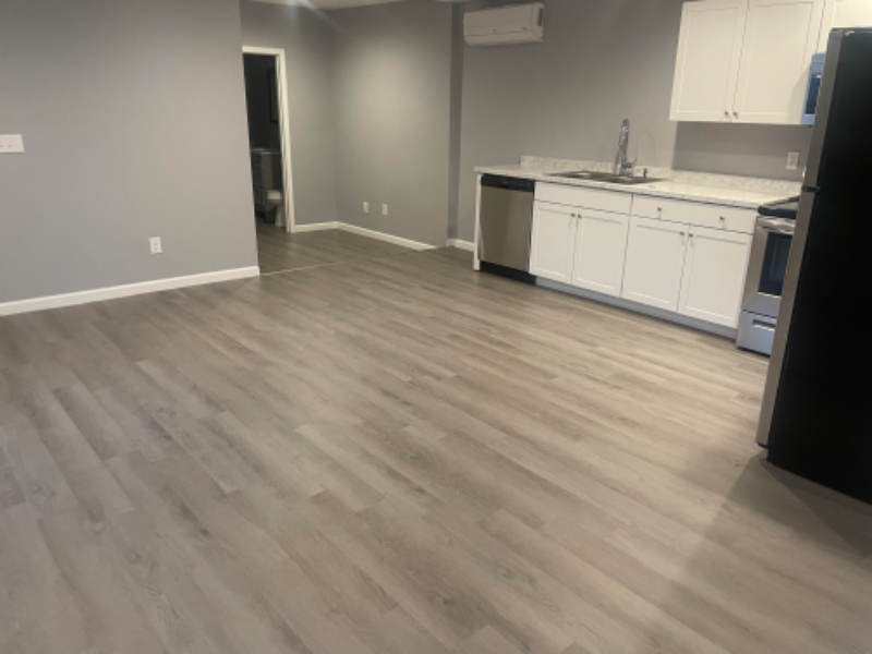 201 W Main St #B - Photo 4 of 8