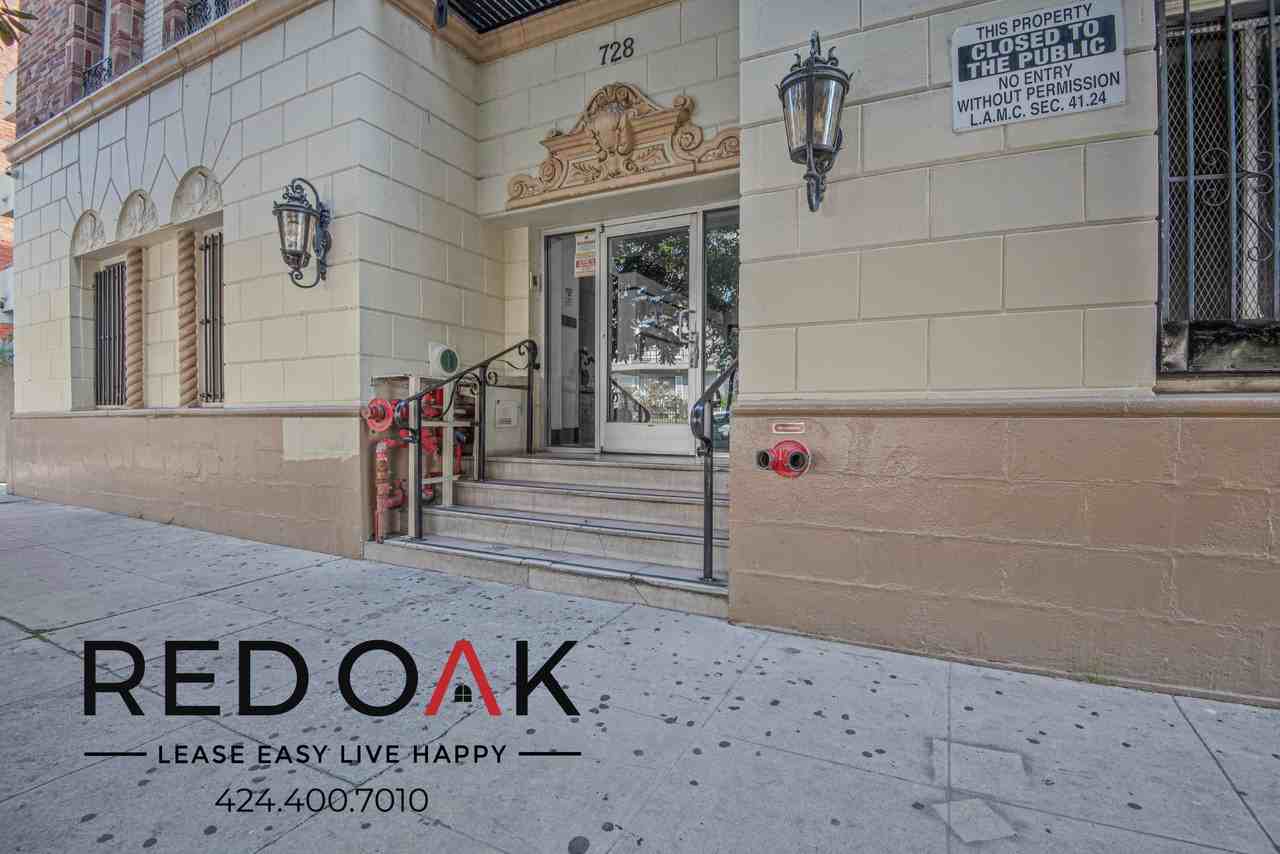 728 S Berendo St #305 - Photo 7 of 8