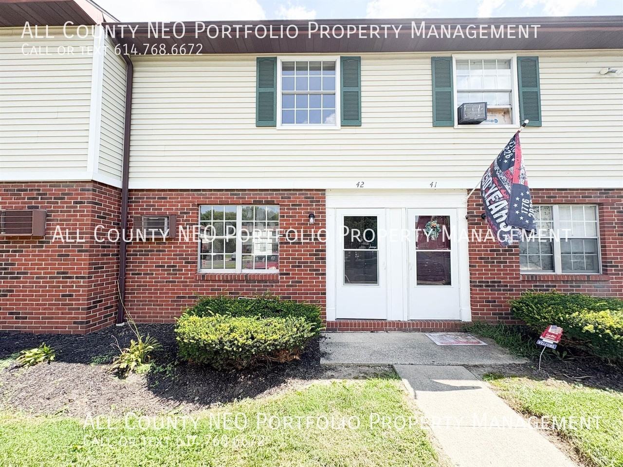 935 S Court St #42 - Photo 2 of 17