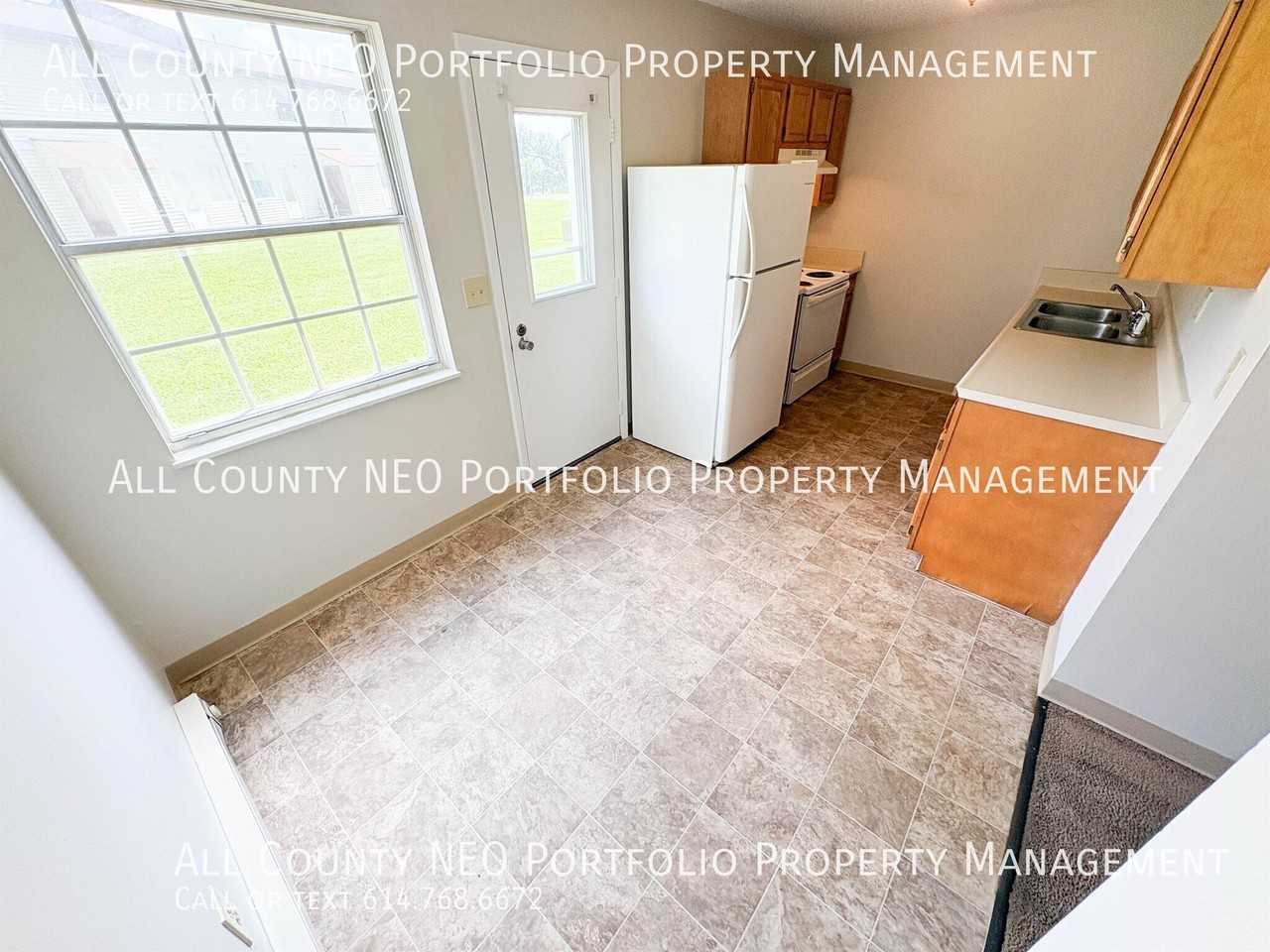 935 S Court St #42 - Photo 6 of 17