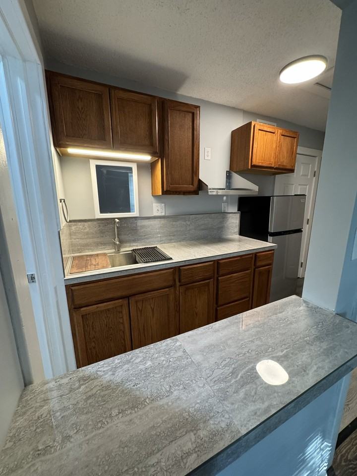 142 Ashley St #142E - Photo 2 of 9