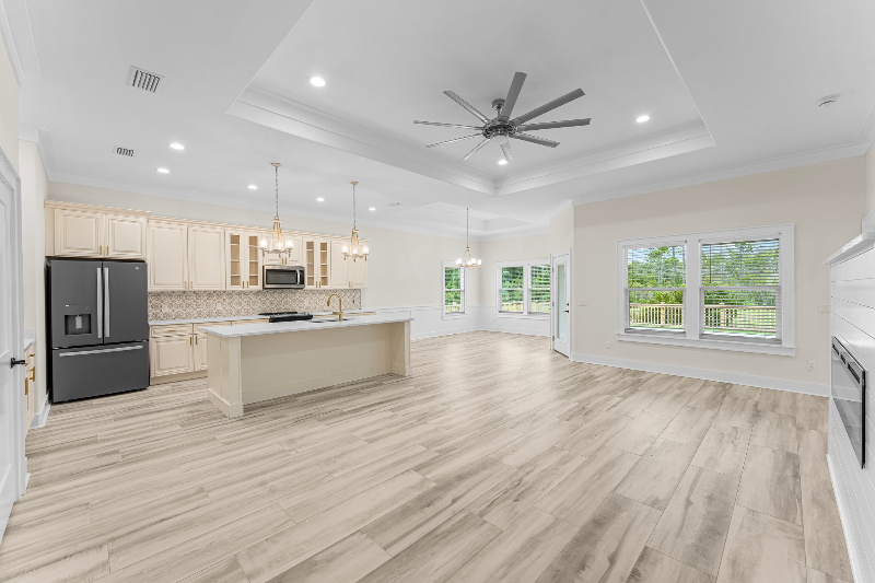237 N Wells St - Photo 4 of 13